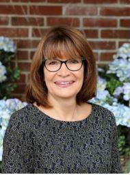 Holly Russell-Vroegop